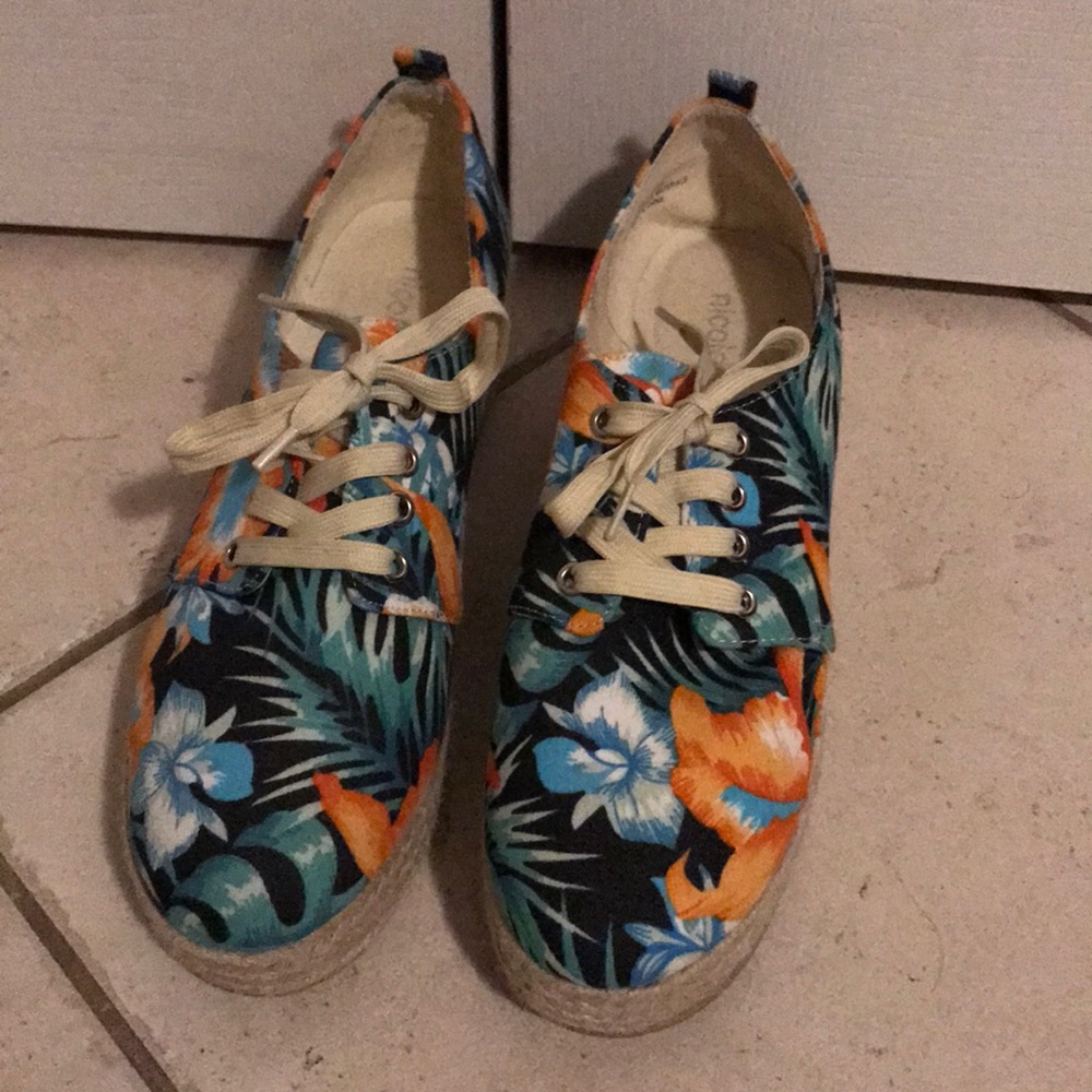 Nicole shoes